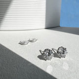 Round Diamond Stud Earrings